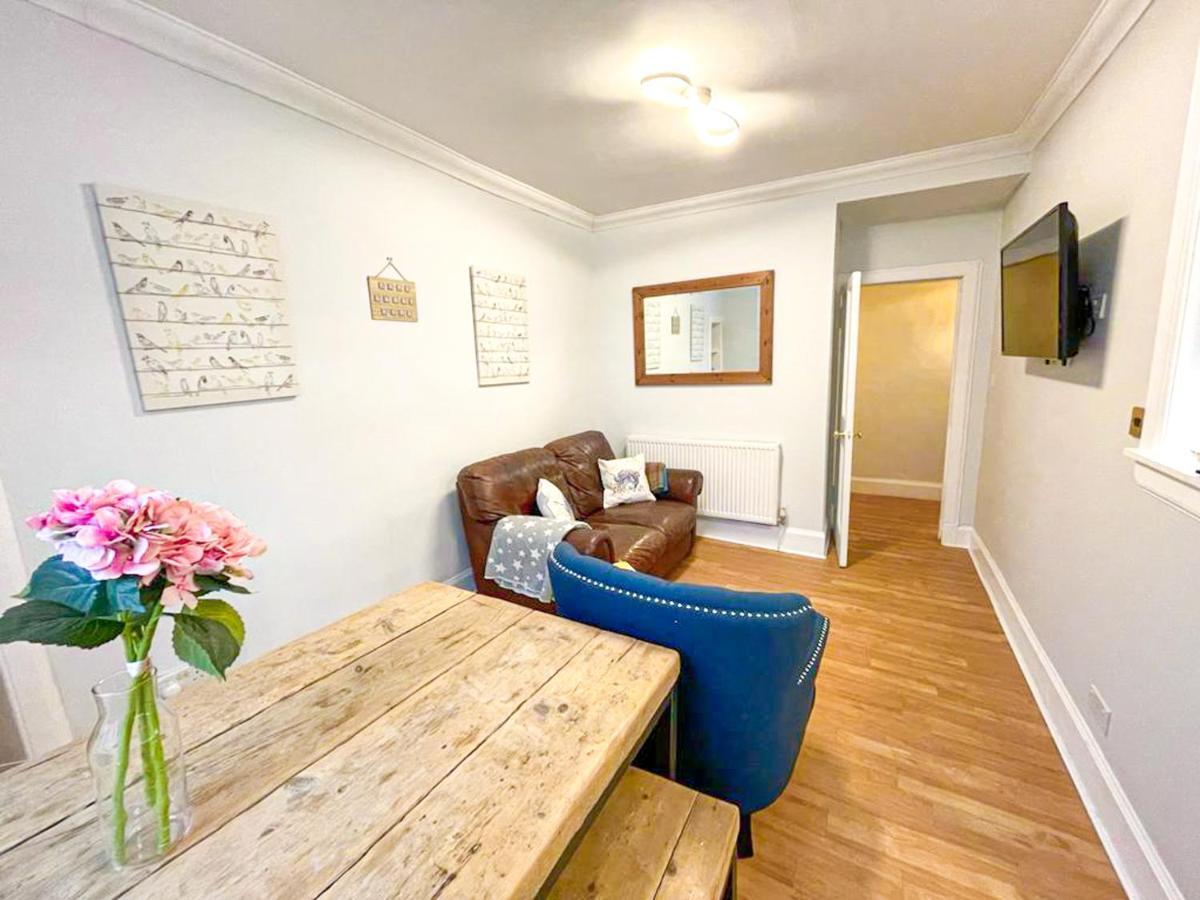 Rose Street'S Hidden Treasure- 2Bed Newly Refurbished Apt エディンバラ エクステリア 写真